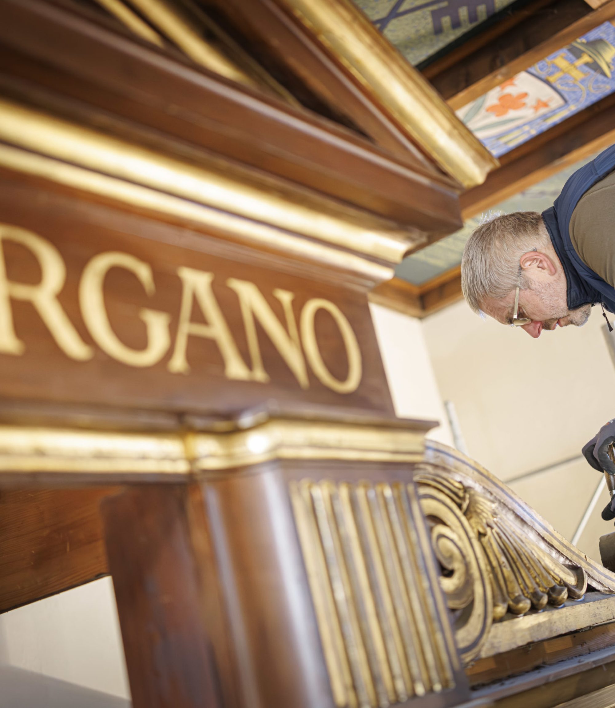 Démontage avec Dirk Eule - projet du nouvel orgue à Compesières à Bardonnex, ce mardi 26 novembre 2024.